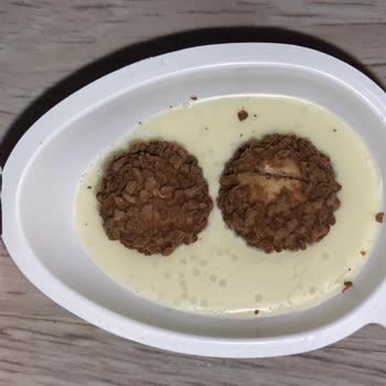 Kinder Joy Çikolatasındaki Beyaz Kabarcıklar