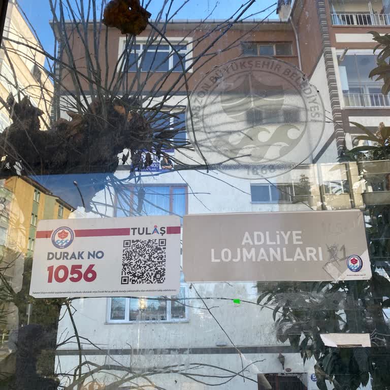 Otobüs Durağına Rağmen Yolcu Almadı