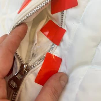 Loft Montun Fermuarı Sürekli Sıkışıyor Ve Mağduriyet Yaratıyor