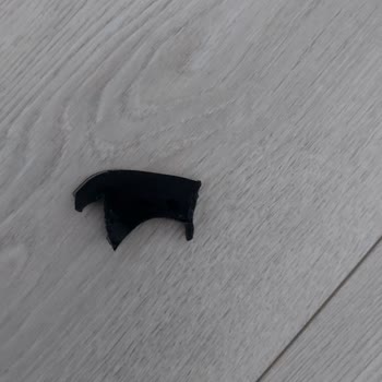 Tefal Ütüde Kalitesiz Malzeme Ve Yetersiz Müşteri Hizmeti