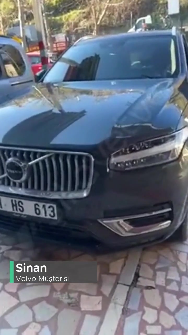 Volvo Xc90 Far Çatlak Fabrikasyon Hata! videonun kapak resmi