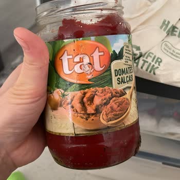 Migros Hemen'den Alınan Salçanın İçinden Böcek Çıkması