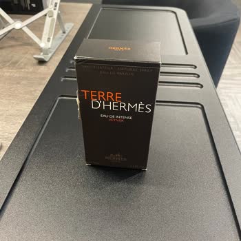 Hepsiburada'dan Aldığım Parfümün Tarihi Geçmiş Çıkması Ve İade Sorunu