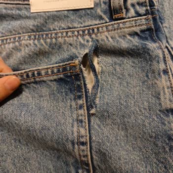 Mavi Pantolonun Dayanıklılığı Hayal Kırıklığı Yarattı