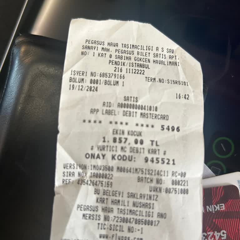 Uçuşta Ekstra Ücret Ve Kötü Hizmet Deneyimi