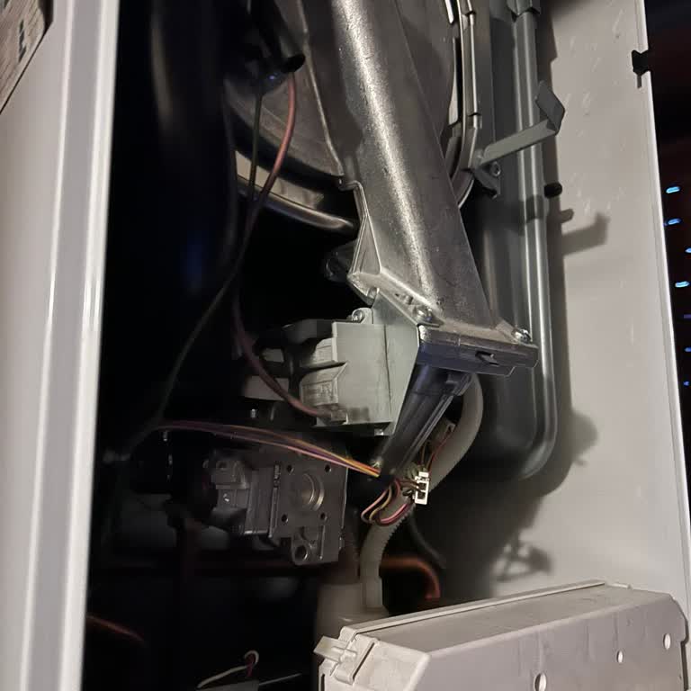 DemirDöküm'den Alınan Hizmette Hayal Kırıklığı: Sorunum Çözülmedi, Param İade Edilmedi