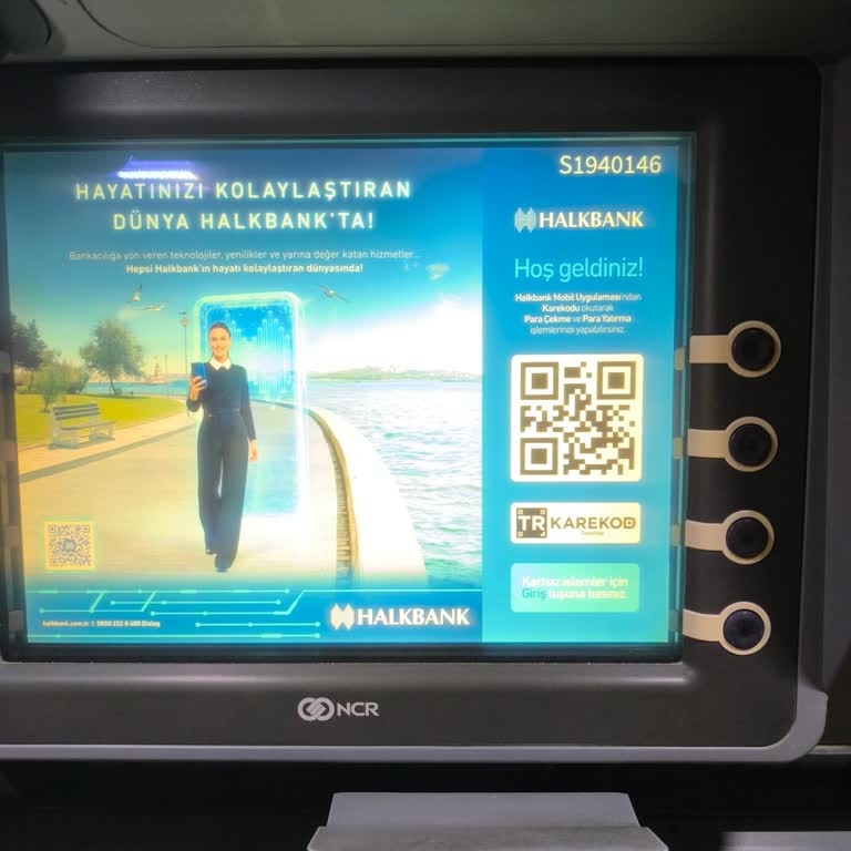 ATM'de Kaybolan Para Ve İlgisiz Müşteri Hizmetleri