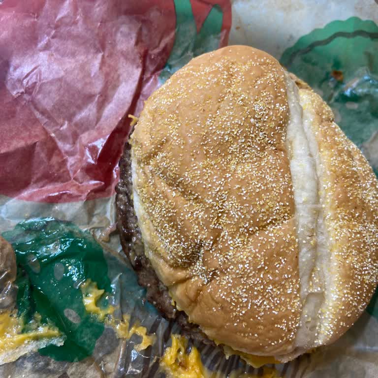 Burger King'de Soğuk Ve Düzensiz Sipariş Sorunu