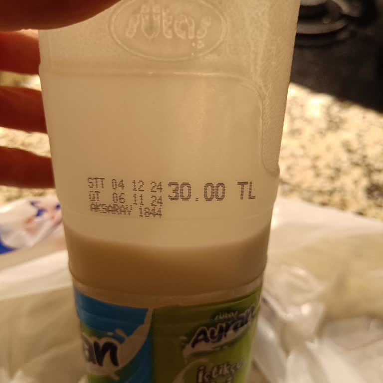 Son Kullanım Tarihi Geçmiş Ürün Satışı: Sağlık Tehlikesi