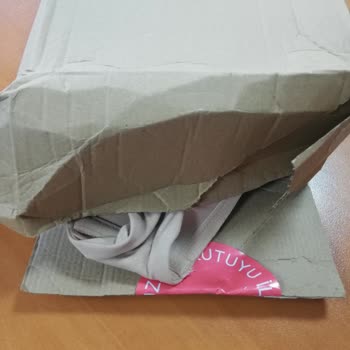 Açılmış Kargo Ve Hijyen Sorunu: Trendyol Ve Penti'ye Şikayet