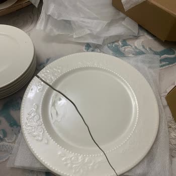Kötü Paketleme Ve Hasarlı Ürünler