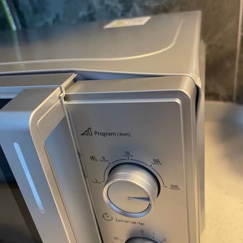 Kusurlu Mikrodalga Fırın Ve Ücretli Kontrol Sorunu