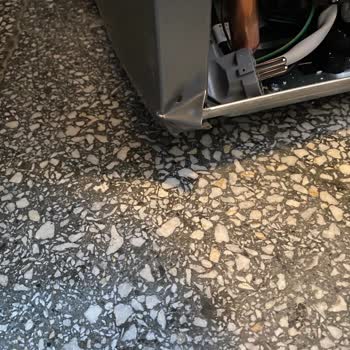 Hasarlı Buzdolabı Ve Yetersiz Müşteri Hizmeti