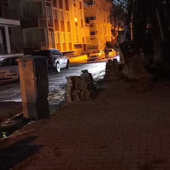 Mahallede Güvenlik Tehlikesi: Elektrik Trafosu