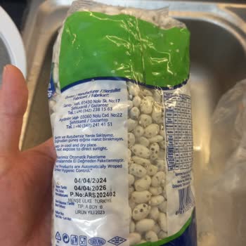 Böceklenen Kuru Fasulyelerle Hayal Kırıklığı