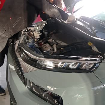 Aracımın Ön Izgara Sorunu Ve İlgisiz Servis