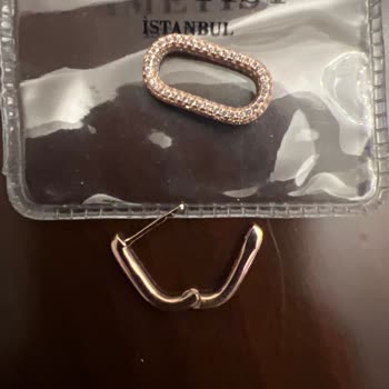 Küpe Değişiminde Yaşanan Zorluklar