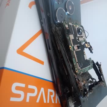 Tecno Mobile Telefonum Alev Aldı: Can Güvenliğim Tehlikede