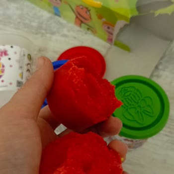 Toyzz Shop'ta Bozuk Oyun Hamuru Sorunu