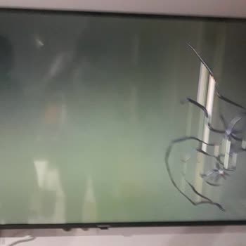 Kırık Televizyon İçin Çözüm Bekliyorum