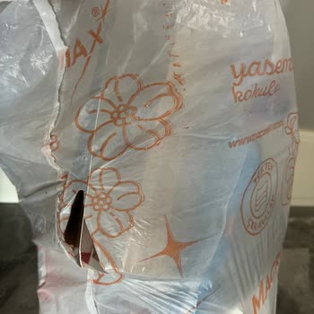 Macromax Çöp Poşetlerinin Dayanıksızlığı Hayal Kırıklığı Yaratıyor