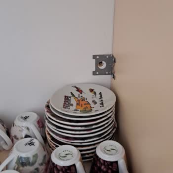 Armut İşi Teslim Edemedi