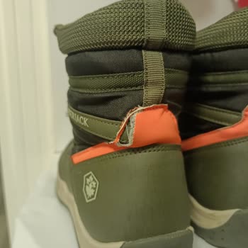 FLO'dan Aldığım Botlar 3 Gün İçinde Deforme Oldu