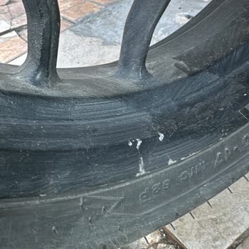 Asus Monitörde Ekran Yırtılma Sorunu Ve Garanti Problemi