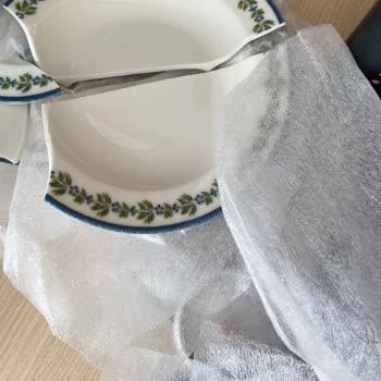 Kırık Tabaklar Ve İlgisiz Müşteri Hizmetleri