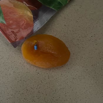 Kuru Kayısı Paketinden Çıkan Şaşırtıcı Madde