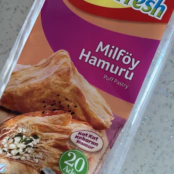 Dondurulmuş Milföyden Böcek Şoku!