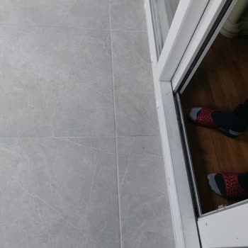 Seramiksan İzmir Yenişehir'den Alınan Defolu Seramikler Ve Çözüm Bulunamayan Sorun