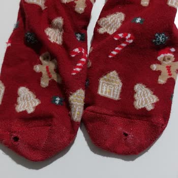 Tek Kullanımlık Çorap Skandalı!