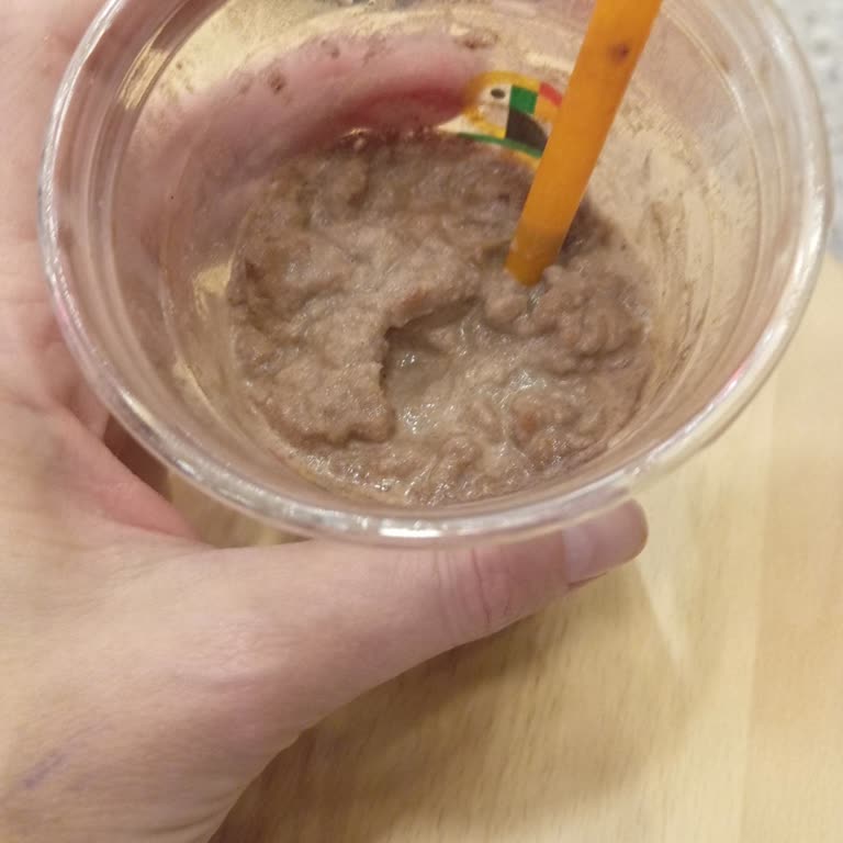 Süt Yerine Buz: Carmelo Cafe'nin Hayal Kırıklığı