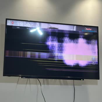 Toshiba TV'de Erken Panel Arızası Ve Yüksek Onarım Ücreti