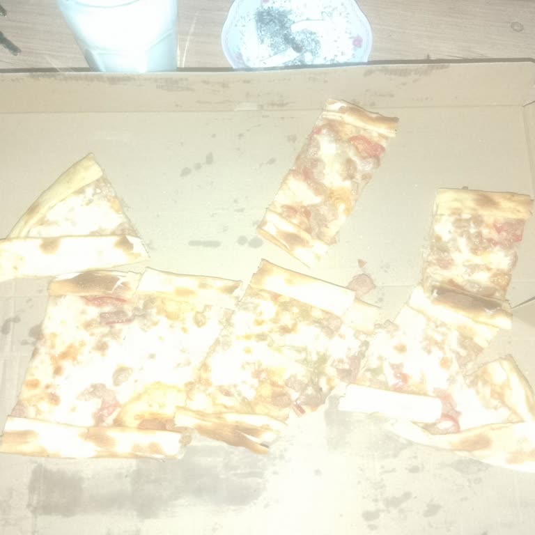 Emir Kebap Pide Ve Lahmacun (Arnavutköy) Pide Siparişinde Hayal Kırıklığı Yaşattı