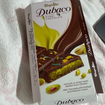 Üst Segment Çikolatada Fıstık Kabuğu Şoku