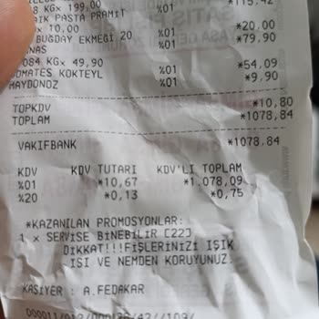 Yırtık Poşet Ve Müşteri Hizmeti Sorunu