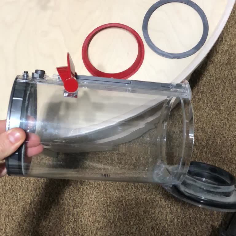 Dyson V15 Modelinde İlk Kullanımda Parça Sorunu