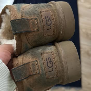 Zara Jeans Ruined My Clothes and Shoes with Dye Stains