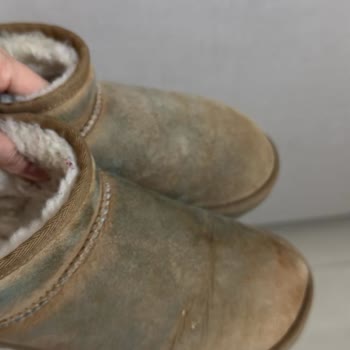 Zara Jeans Ruined My Clothes and Shoes with Dye Stains