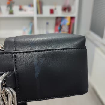 İlk Kullanımda Renk Atması Yaşanan Çanta Sorunu