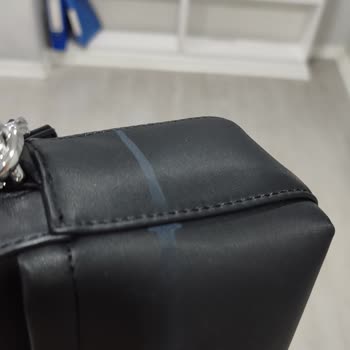 İlk Kullanımda Renk Atması Yaşanan Çanta Sorunu