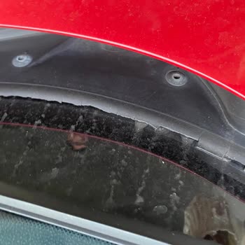 BMW 1 Serisi Cam Fitili Ve Stop Lambası Sorunu