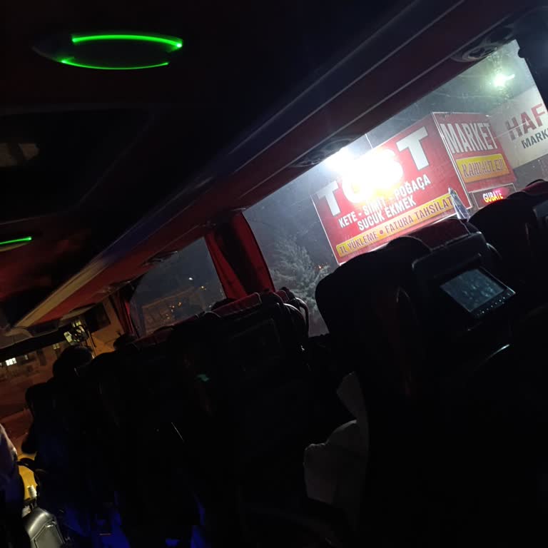 Otobüs Yolculuğunda Saygısız Davranışlar Ve Mola Sorunu