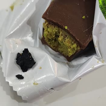 Beyoğlu Çikolatasında Tehlikeli Yabancı Madde