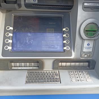 Yapı Kredi Bankası ATM Bakım Eksikliği Ve Para Kaybı Sorunu