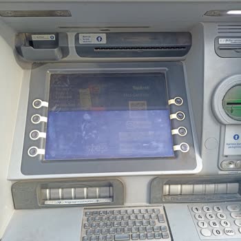 Yapı Kredi Bankası ATM Bakım Eksikliği Ve Para Kaybı Sorunu