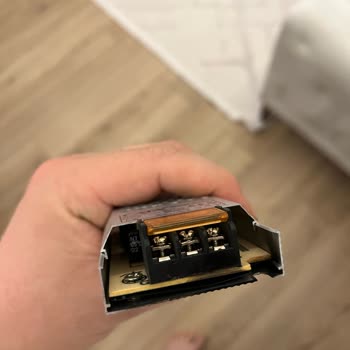 Cata Marka LED Trafo Patlaması: Güvenlik Tehlikesi