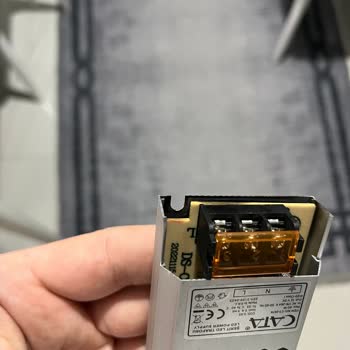 Cata Marka LED Trafo Patlaması: Güvenlik Tehlikesi